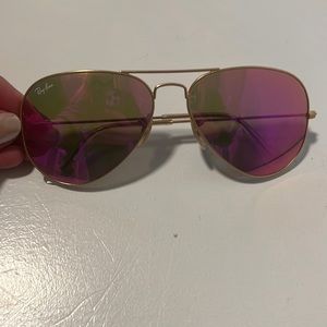 Raybans with pink lenses